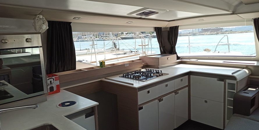 Fountaine Pajot Elba 45