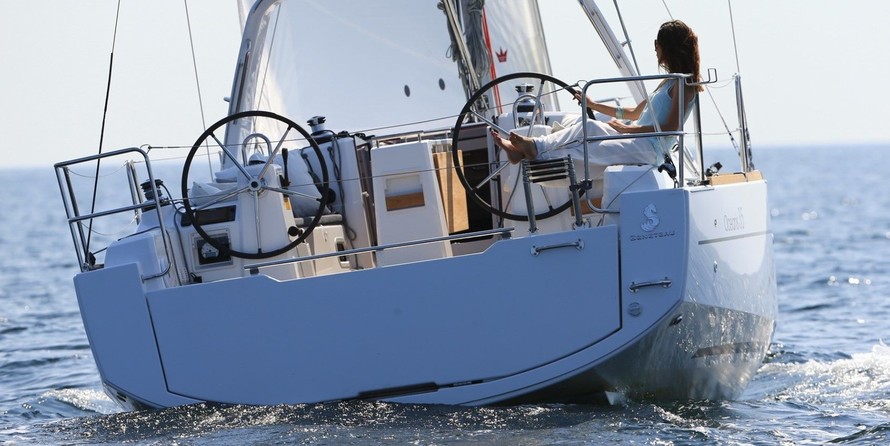 Beneteau Oceanis 35
