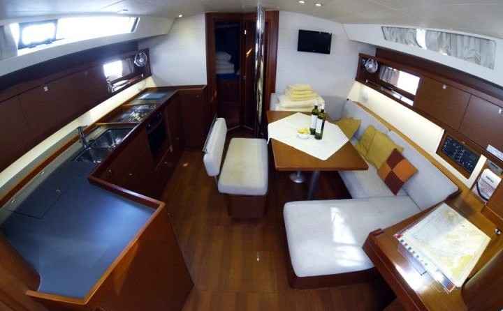 Beneteau Oceanis 45