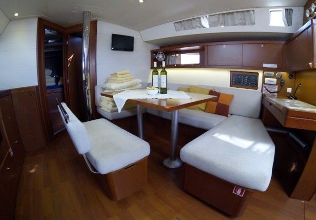 Beneteau Oceanis 45