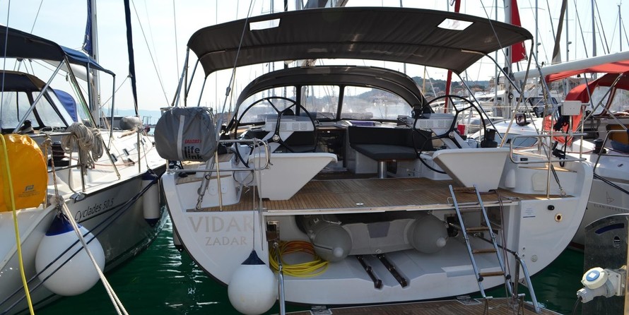Hanse 575