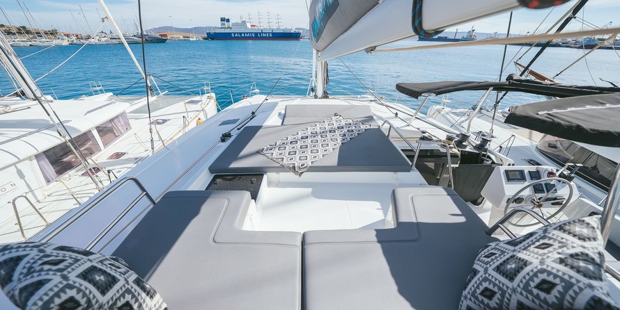 Fountaine Pajot Saona 47