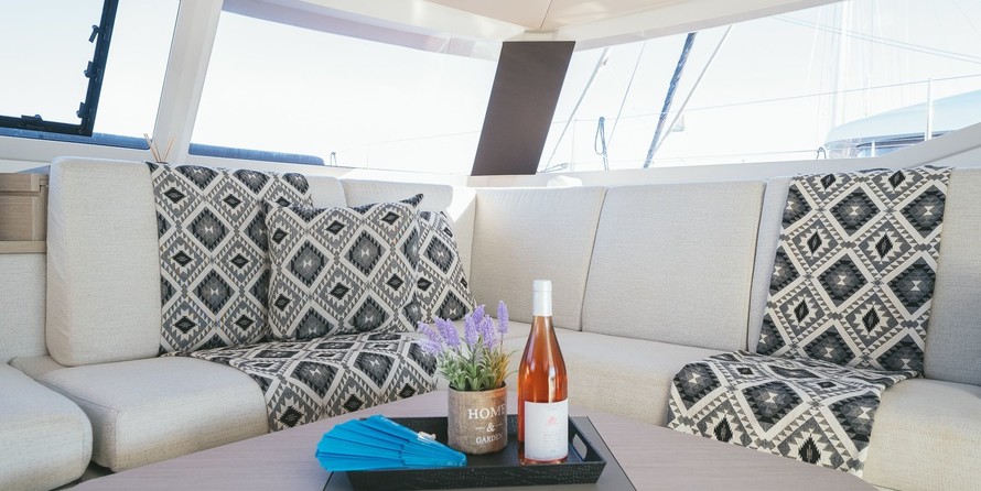 Fountaine Pajot Saona 47