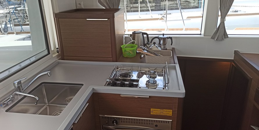 Lagoon 40