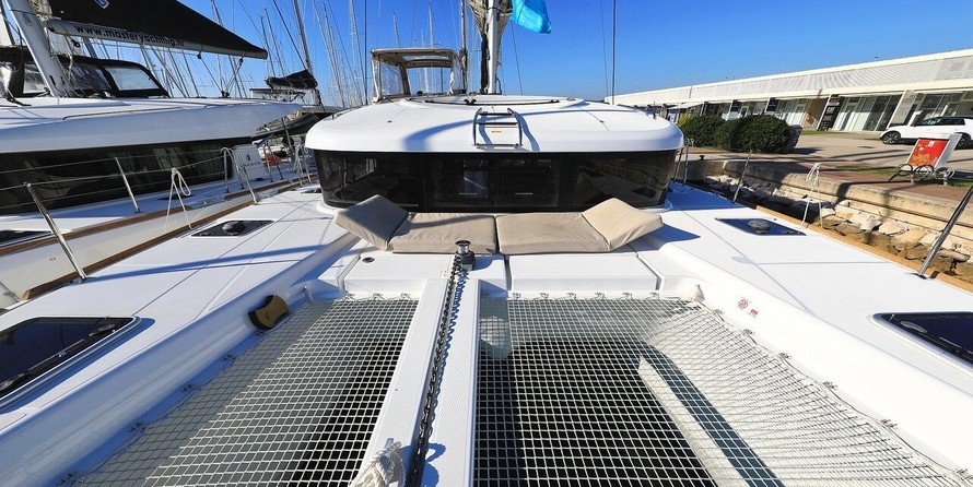 Lagoon 40