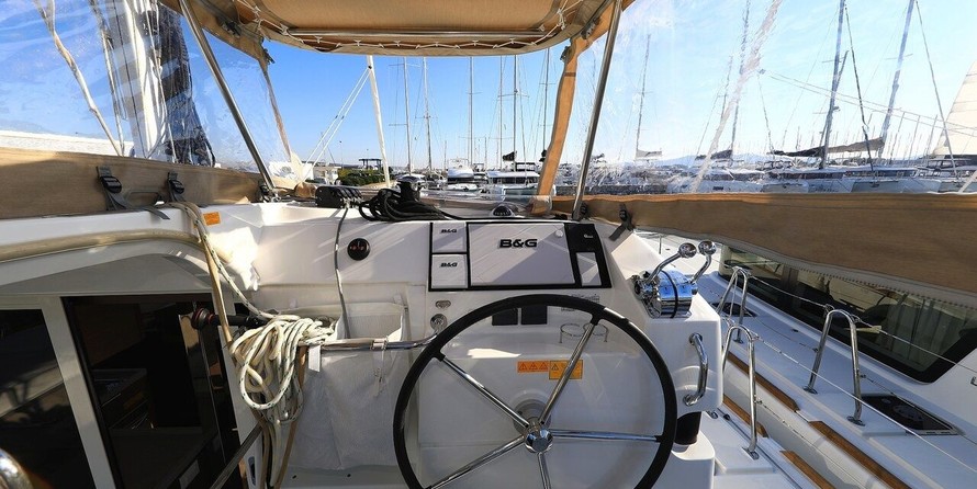 Lagoon 40