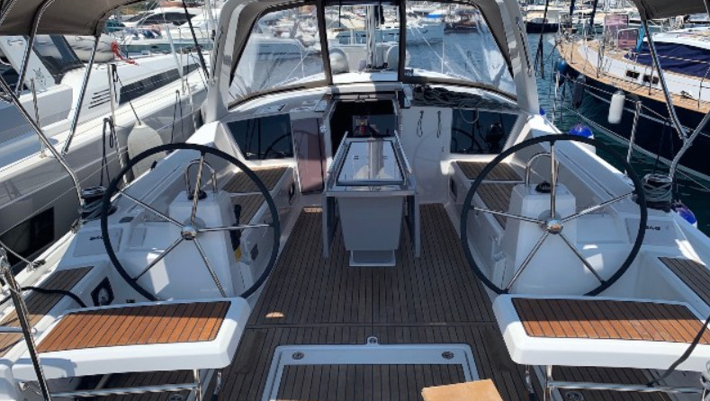 Beneteau Oceanis 41.1