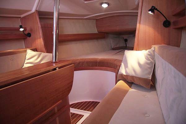 Northman Maxus 28