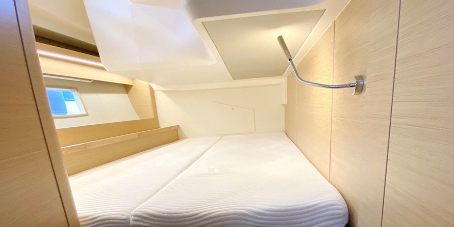 Hanse 548