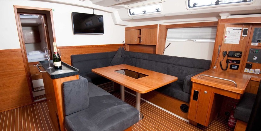 Hanse 505