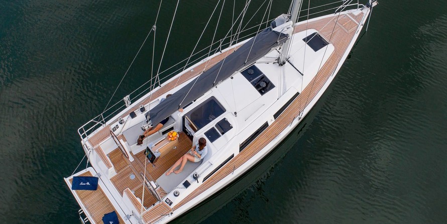 Hanse 348