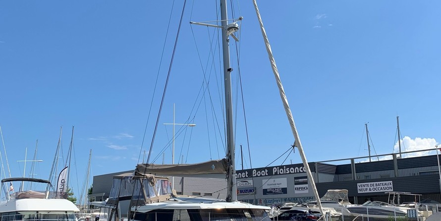 Fountaine Pajot Lucia 40