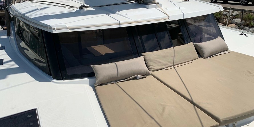 Fountaine Pajot Lucia 40