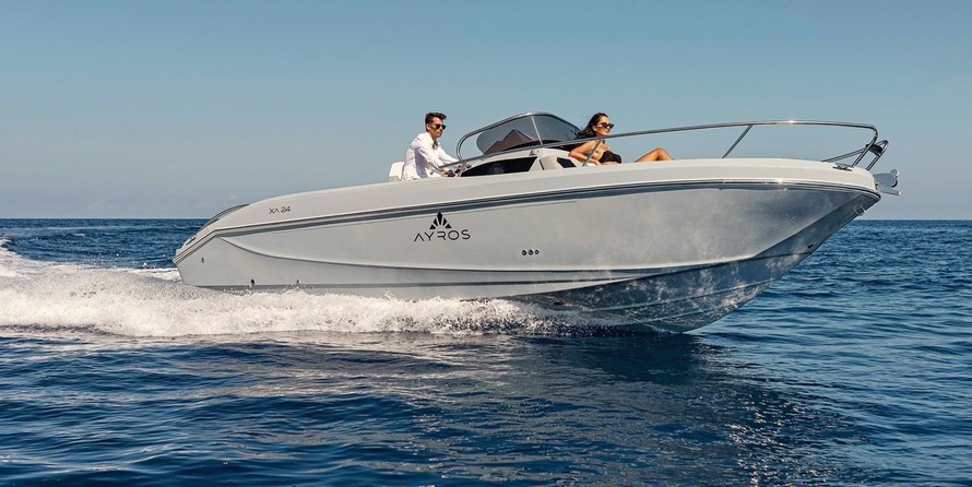 Pro-line 24 walkaround cuddy