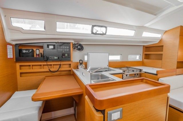 Jeanneau Sun Odyssey 410