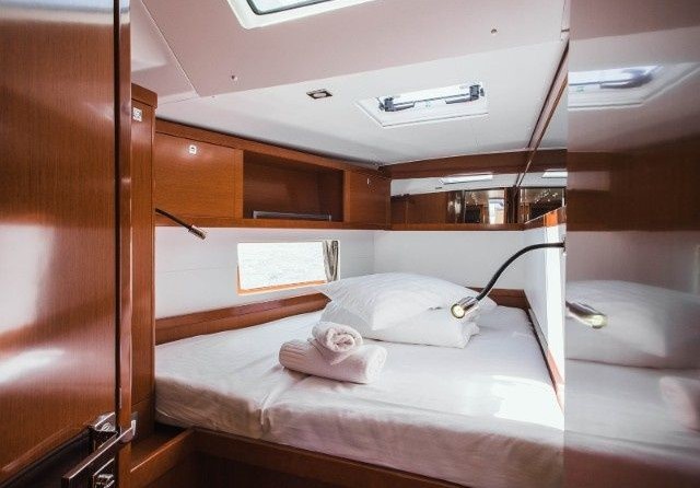 Beneteau Oceanis 55