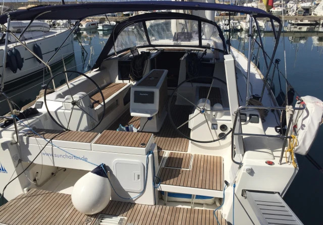 Dufour 412