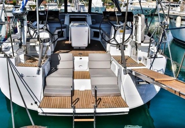 Jeanneau 54
