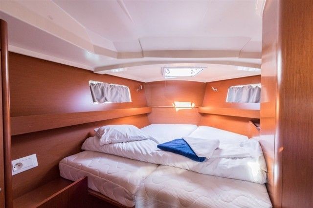 Beneteau Oceanis 41.1