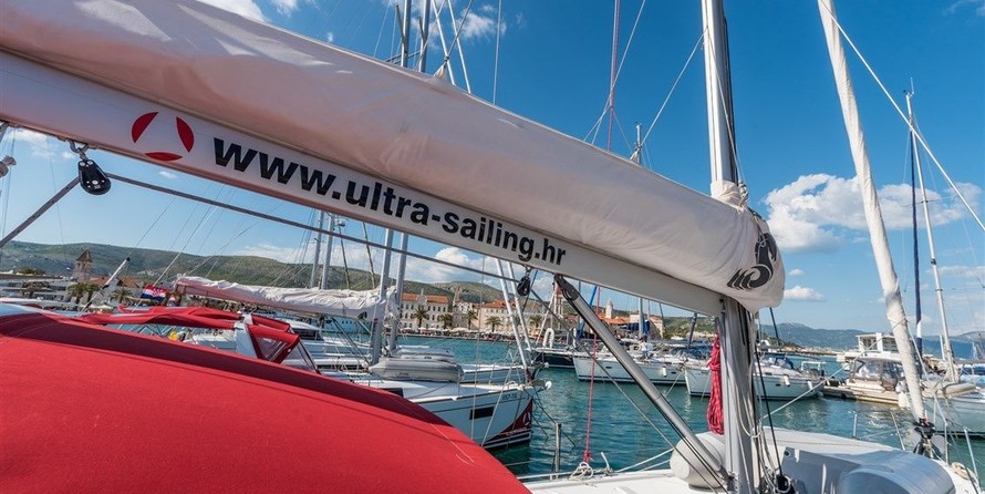 Beneteau Oceanis 41.1
