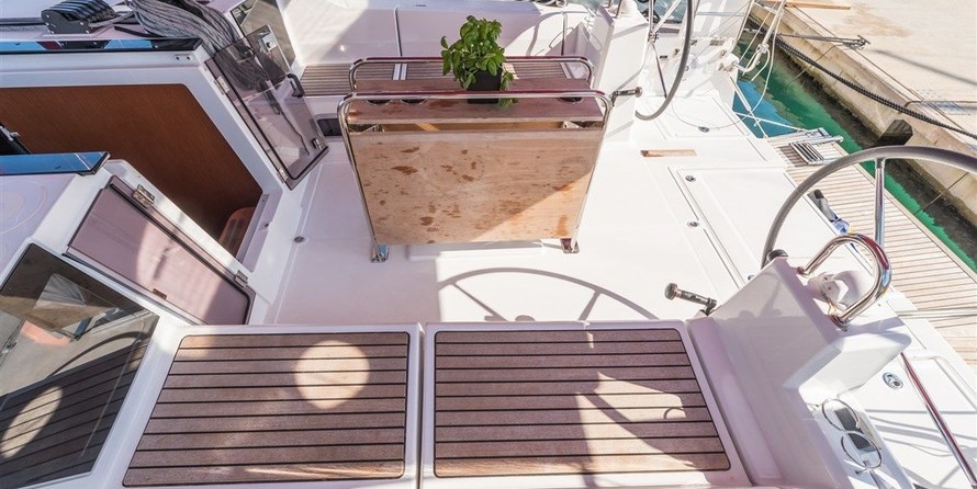Beneteau Oceanis 41.1