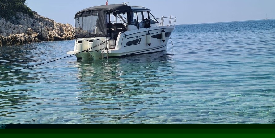 Jeanneau Merry Fisher 895