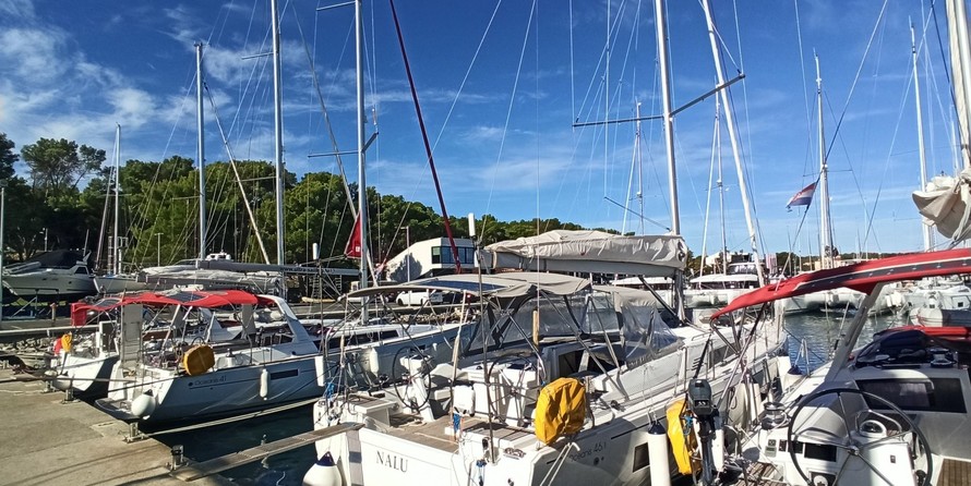 Beneteau Oceanis 46