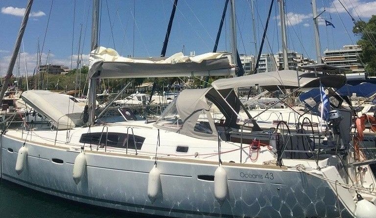 Beneteau Oceanis 43