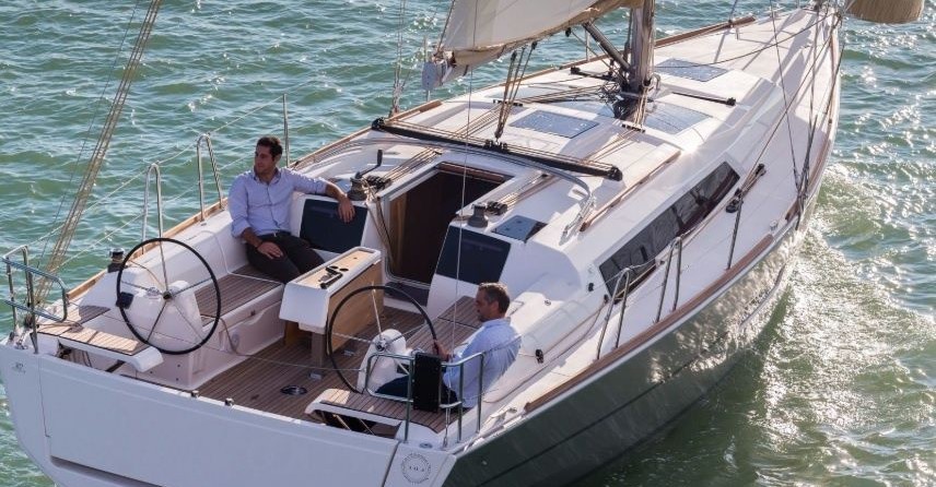 Dufour 382