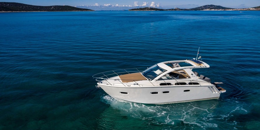 Sealine SC 35