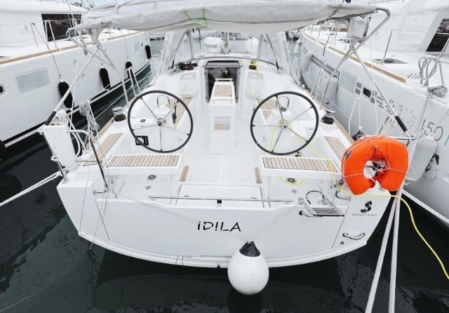 Beneteau Oceanis 35.1
