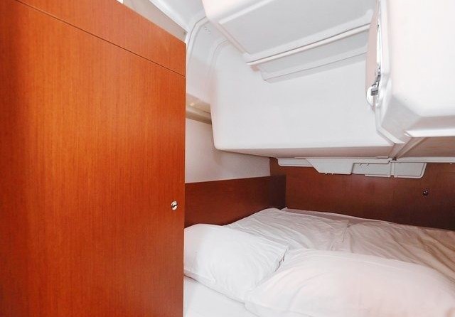 Beneteau Oceanis 35.1