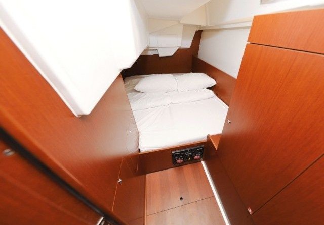 Beneteau Oceanis 35.1