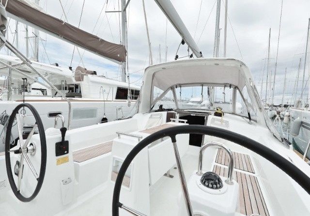 Beneteau Oceanis 35.1