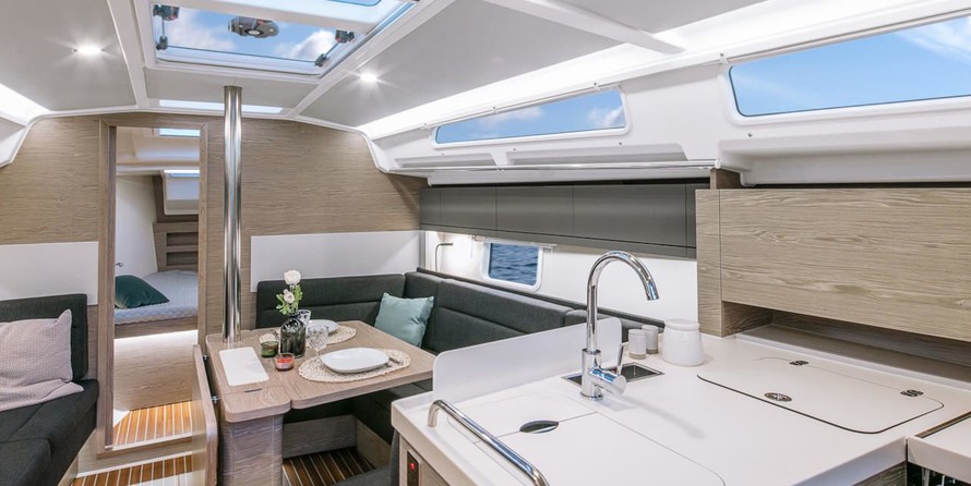 Hanse 388