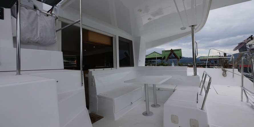 Lagoon 400 S2