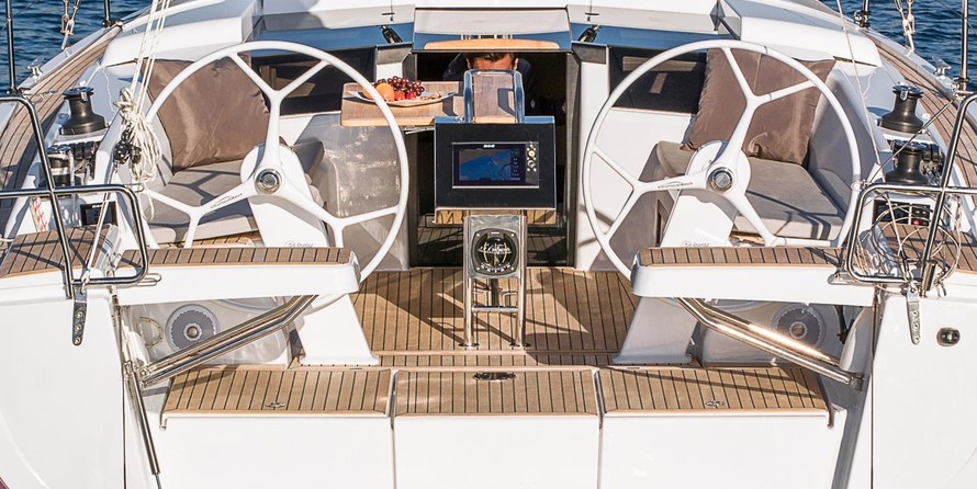 Hanse 388