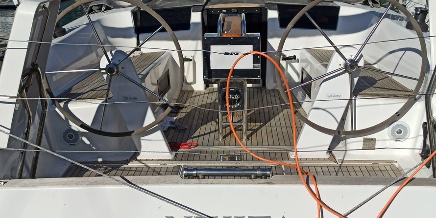 Hanse 418