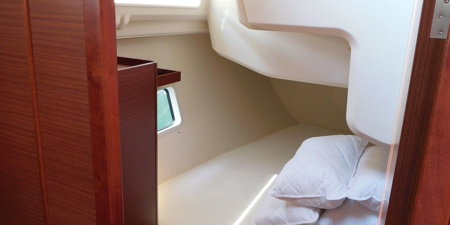 Hanse 418