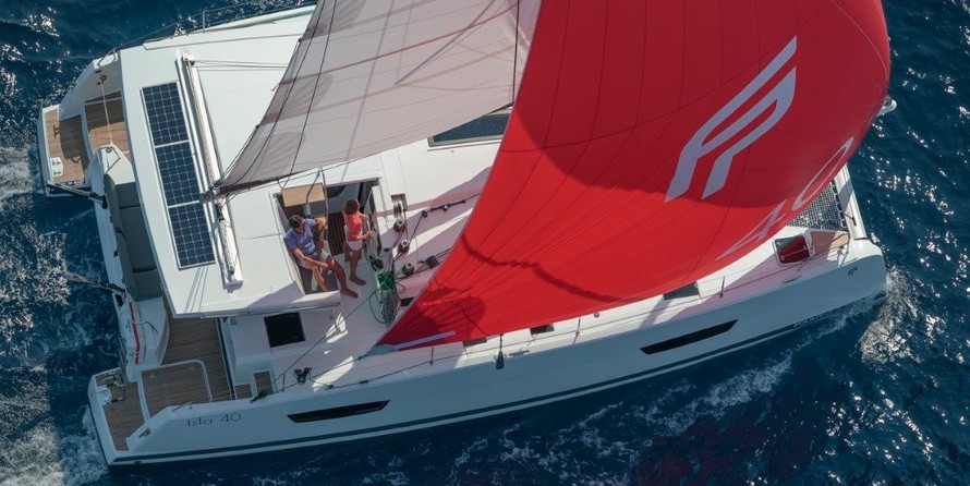 Fountaine Pajot Lucia 40