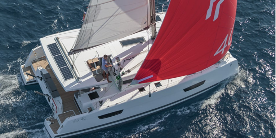 Fountaine Pajot Lucia 40