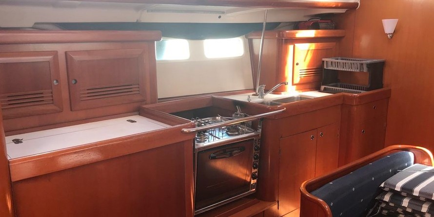 Beneteau Oceanis Clipper 423
