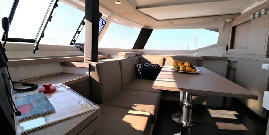 Fountaine Pajot Astréa 42