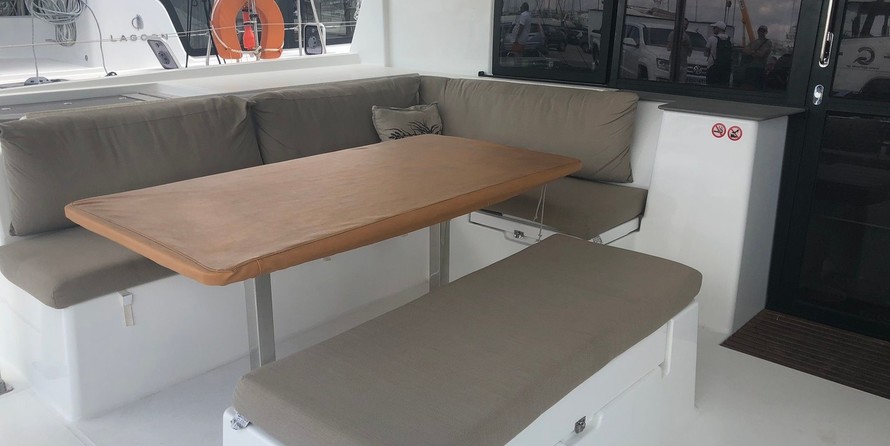 Fountaine Pajot Saona 47