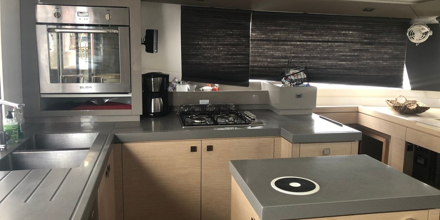 Fountaine Pajot Saona 47