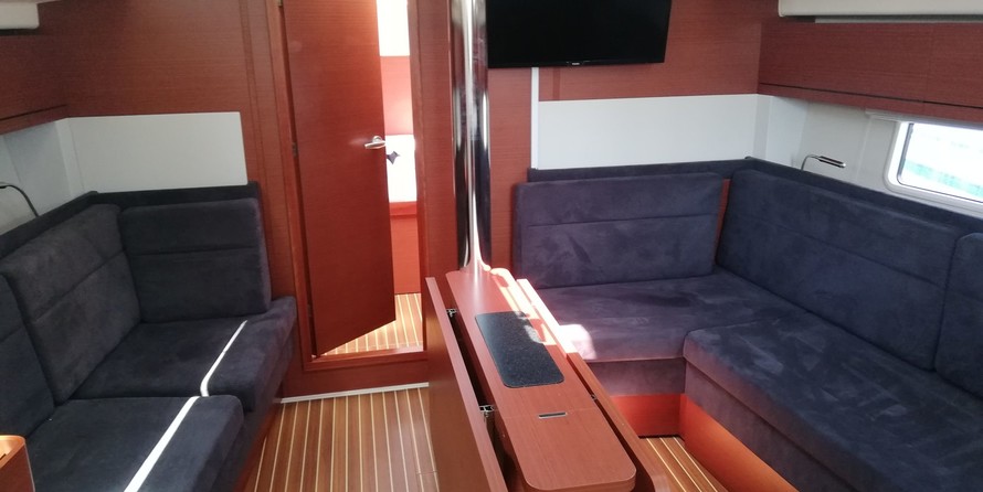 Hanse 418