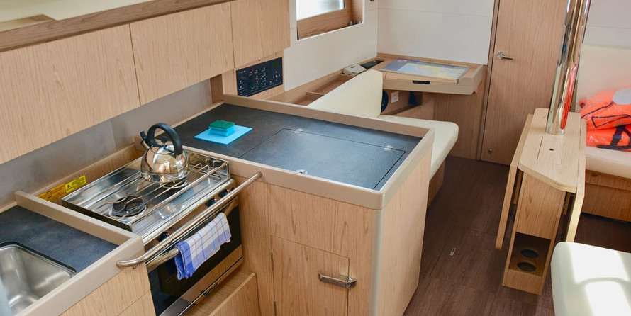Beneteau Oceanis 41.1