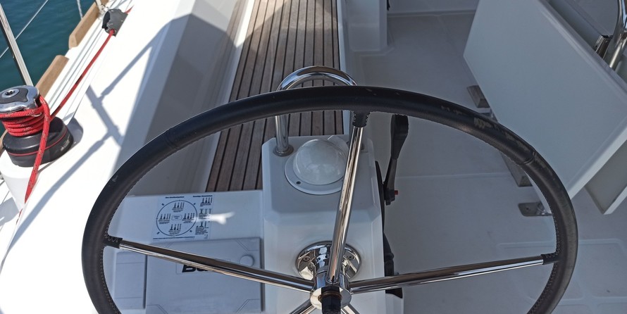 Beneteau Oceanis 38.1