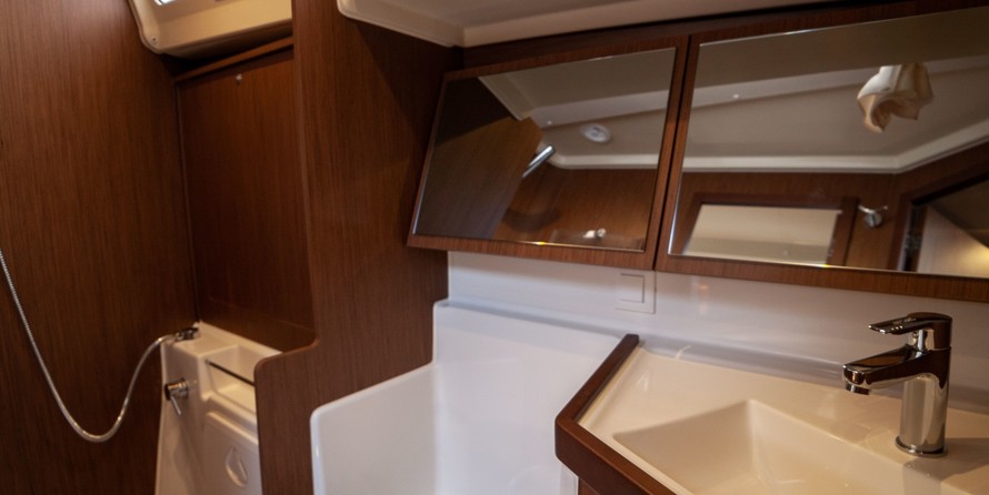 Beneteau Oceanis 41.1