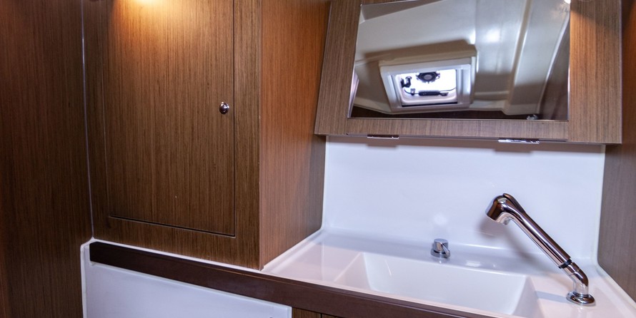 Beneteau Oceanis 41.1